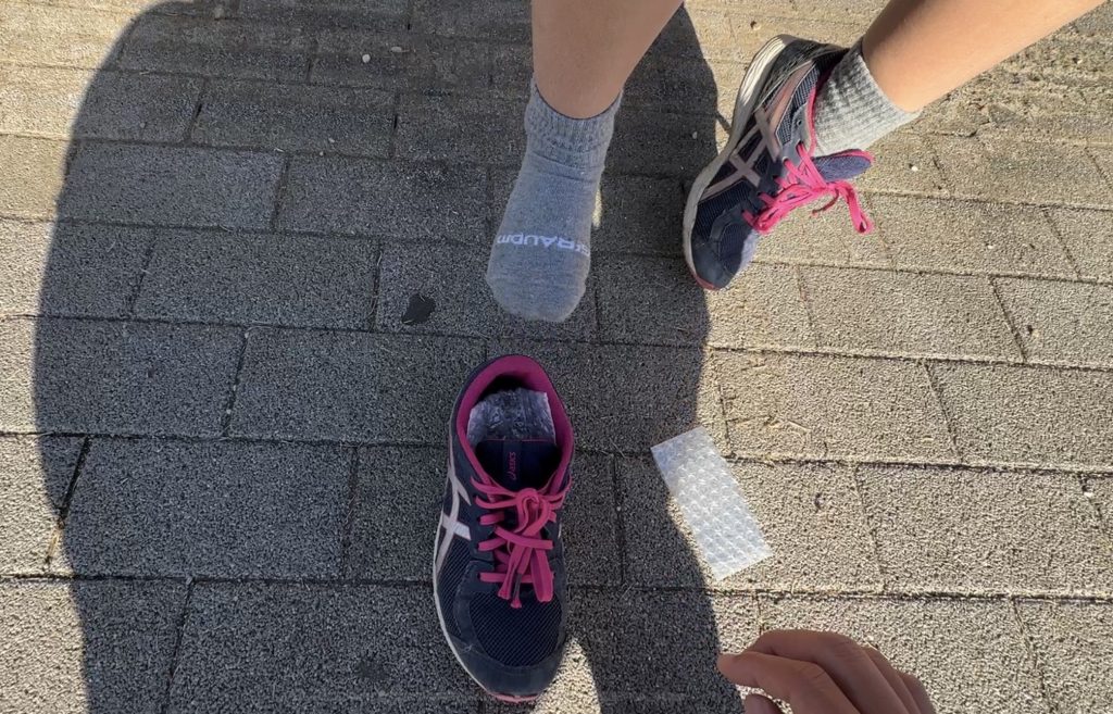 The bubble-wrap material used in our running comparison